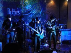 banda homenaje a THE BEATLES formada en LA PAZ BOLIVIA,lista para hacerles oir some of that rock and roll music!!!((ºLº))
