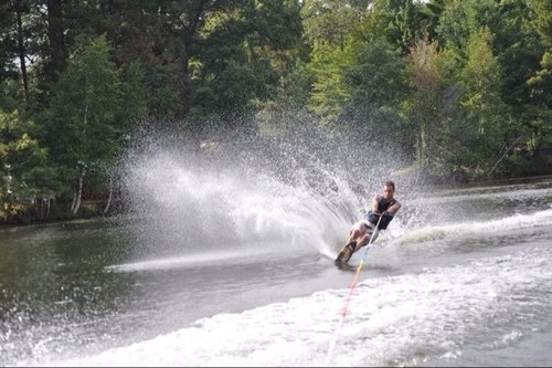 JonnyMeinholz03's profile picture. 