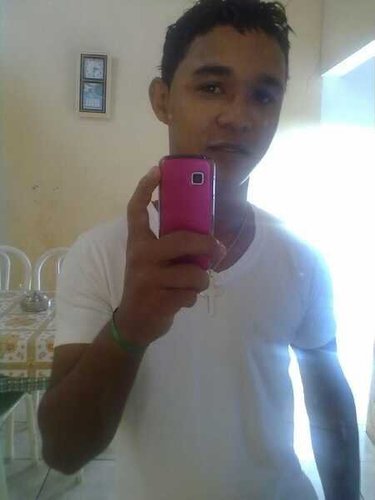 Eu so quero e ser feliz :-)