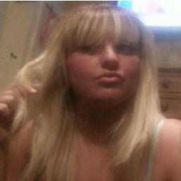 Blonde with a heart of gold! Empty you wallet and make me smile! If your not going to tribute dont waste my time! http://t.co/oNU76jVzTk