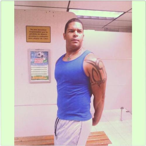 Alexllen17's profile picture. Gracias a todos...