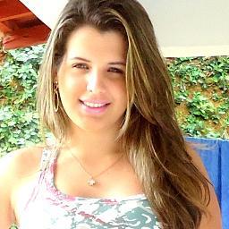 Feliz por natureza ! Grata por tudo que conquistei e ainda vou conquistar ..