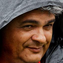Ney Franco da Silveira Júnior, mais conhecido como Ney Franco , é um treinador de futebol brasileiro. Atualmente, comanda o São Paulo.