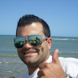 Eu amo praticar esportes , principalmente futebol e corrida de rua é o meu vicio ! Sou apaixonado a minha linda e estruturada familia . Obrigado Senhor !