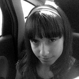 marirfttiti's profile picture. Aqui vou dar dicas de looks,makes e etc...para você arrasar no seu dia a dia.