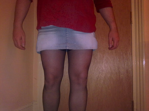 Bi cock sucking, pussy licking, Cross dressing slut from Kent UK.