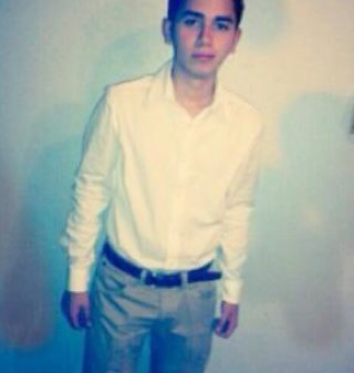 Sonrie, que asi me enamoro mas.
