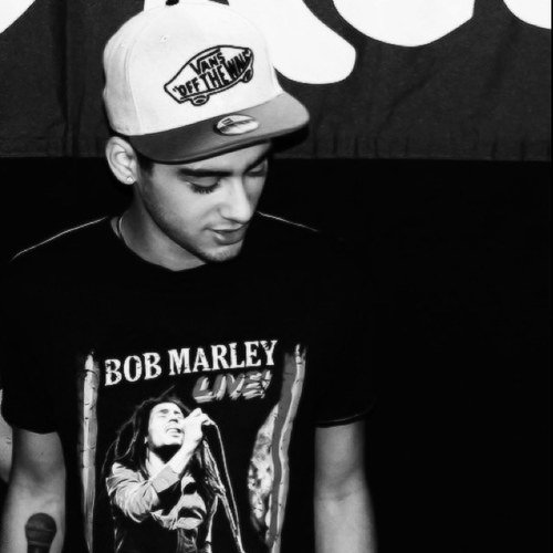 ♡ wondering how can zayn malik be so perfect ♡