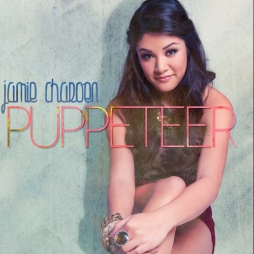 I'm a JAMMINATOR and Belieber For Life! @JamieCharoen #1 FAN! I love to cheer and my friends FOLLOW ME:)
