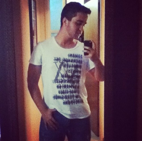 não se arrependa pelo que não fez, e sim se arrependa pelo o que fez!! Insta: fernandocampos_ face: fernando campos snap: fernandocamposs