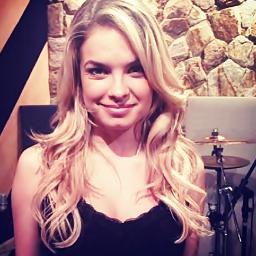 EstrelasRBR's profile picture. Não são 4 Mil Horas que vão me fazer te Esquecer ! @Lua_Blanco ʚ - Acαbou =(