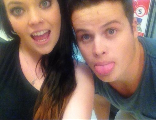 i love my bubi Sarah peters she is the best thing ever happen in my life i love you 333