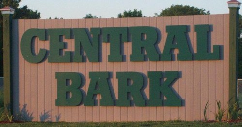 Central Bark Dog Park is located in Evansville, IN and is managed by a group of volunteers named the Evansville Dog Owners Group