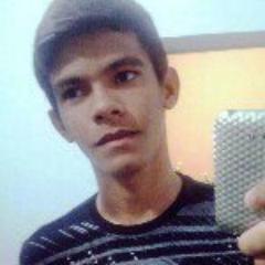 ''Aqueles que não lembram do passado estão condenados a repeti-lo, mas aqueles que se recusam a esquecer o passado, estão condenados a revivê-lo.''
Emily Thorne