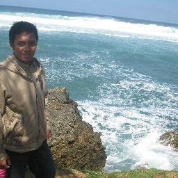 Maaf saya bukan alien dan juga bukan manusia jadi-jadian hahaha..
100% HUMAN