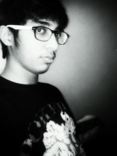 | 16 | Asian | Dota 2 | Geek | Born to Play |