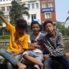 NhoeVanAziez's profile picture. 