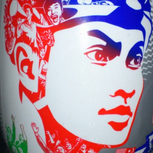 luqmanhakim215's profile picture. Yang kurik itu kundi,
yang merah itu saga,
biar kurus macam lidi,
asal pandai otak geliga.