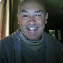 FrenchVoc's profile picture. Hello I love teaching foreign languages and especially French, which happens to be my native language :-) What's on my blog? Videos, vocabulary, quizzes...