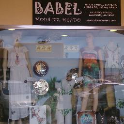 En Almerimar. Tienda de moda Ibicenca, etnica y casual ademas de decoracion y artesania de todos los rincones del mundo, nepal, india, bali, ibiza, tenerife