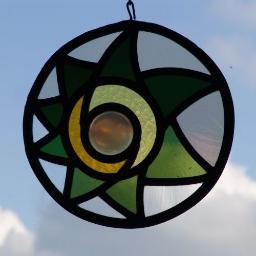 AvD-Glas voor glas in lood in isolerend dubbelglas, glas-in-lood reparatie, nieuw glasinlood e.a. glaswerkzaamheden in Amersfoort, Utrecht e.o.