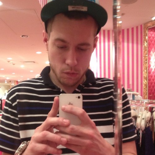 HundredMilli's profile picture. Astronaut Polygamist-Atheist crème de la crème