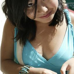 Blogger undercover. account ini untuk main2 aja :) iseng. jangan terlalu serius ya :) ... kalau mau lihat Instagramku, DM aja