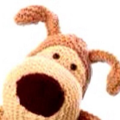 Profile Picture of Lisa's Den Of Cards (@LisasDenofCards) on Twitter