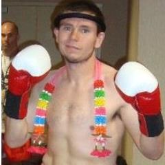 Co-owner of Darkside Muay Thai / Health, Wellness and Fitness Graduate / Achievement Hunter / Thai Boxer / GO LEAFS GO