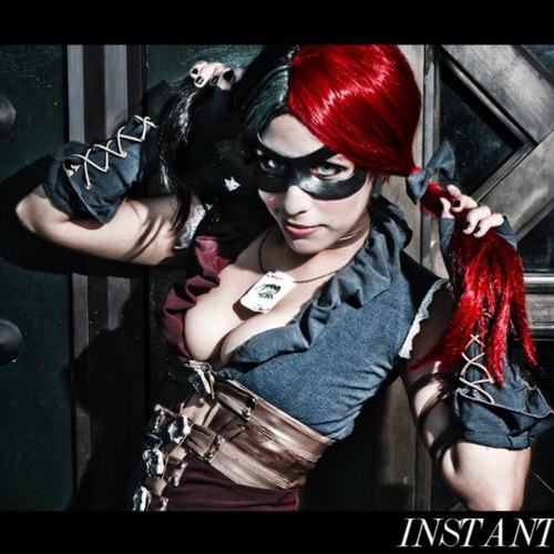 Call me Harley, everyone does. Right-A-Ronnie! I'm turning over a new leaf, a new Jester is town! #HarleysRevenge #Injustice ((RP18+))