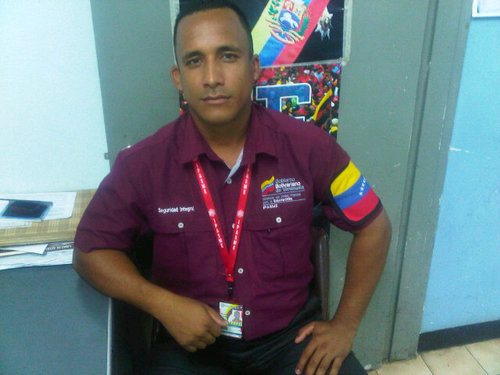 Revolucionario x siempre, Bolivariano antimperialista y por siempre Chavista, adelante mi comandante presidente Nicolas Maduro