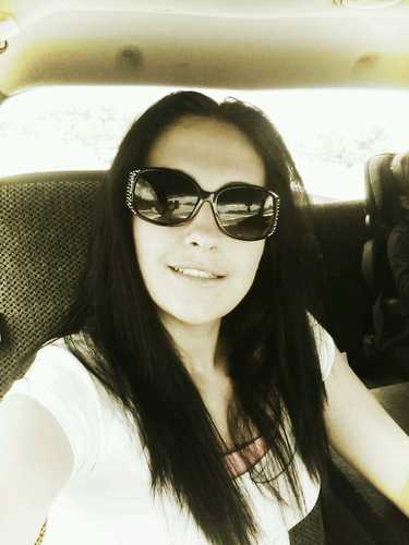 a simple girl that believes music could cure any thing. A mother of two!