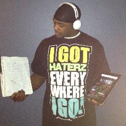 THEREALILC's profile picture. Up and coming artist trying to get noticed..if u take the time u will be impressed!!