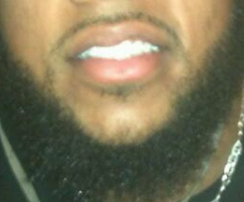Tweeting my thoughts while under @rudeboy_stalley's chin