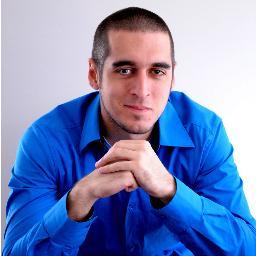 VictorMorasse's profile picture. Auteur, écrivain, voyageur, psychologue en devenir. Un peu philosophe sur les bords, avec une tendance à penser en-dehors de la boîte.