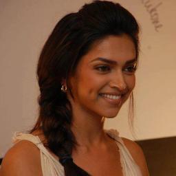 deepika love u33you so pretty and stunning i love deepika