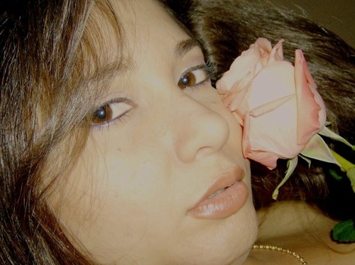 Instrumentadora Quirúrgica, Asesora comercial en salud, diplomado en auditoria interna; En gerencia y marketing en servicios de salud.