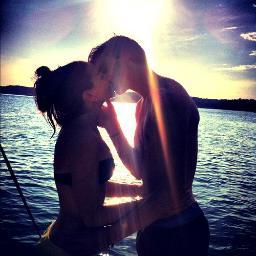 iTuPalabra's profile picture. Piensalo...