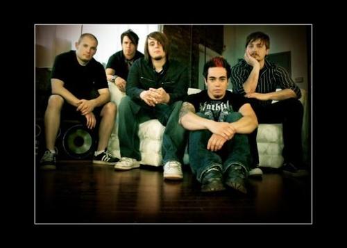 onthefrontmusic's profile picture. looking for a drummer