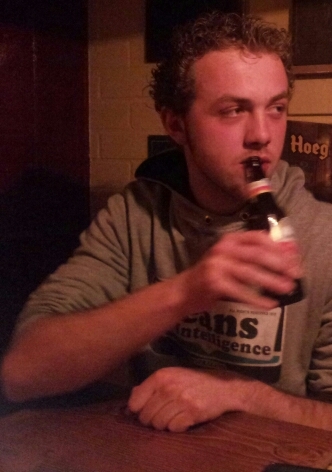 Jefameln's profile picture. Draaien we geen hits? Dan draaien we specie! Het Spiekerduo 96.5FM