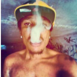 #VerstileUpcominProducer #BeatsOnDeck 
#AmericasMostBlunted Wakin up like its time 4 skool
HMU VitamanEBeats@gmail.com IG: @ViTheManE http://t.co/FQLiCQ4Rod
