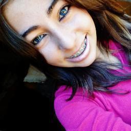 o meu jeito de ser αs vezes
incomodα os outros. .
mαs eu nαo ligo ;)
sou o qê sou.
qem nαo estiver ]feliz qê se mαte ((]y]