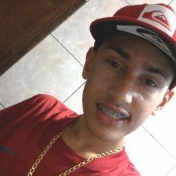 a briga do peixe e da onça ♫♪ aguardem 2014 haha