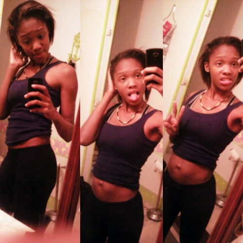 .Short|Pretty|&&Goofy
IM ONE OF A KIND;)
•im the coolest girl you will ever meet. :)
•just follow && ill follow back (: .