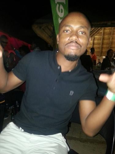 Manbucks's profile picture. 