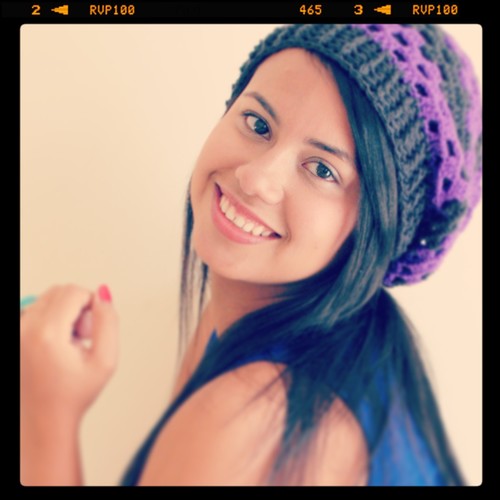 Venezolana, Pedagogo. Nacida en la Ciudad de los caballeros, Ambidiestra, fanática de los leonés del Caracas y ENAMORADA de la vída como nadie...♥☺