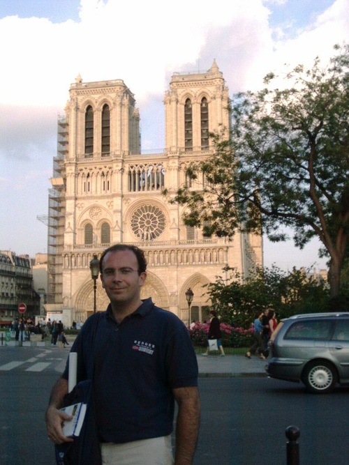 Economist, entrepeneur and investor. Passionate and professional of the markets at UBS IB. Father of 3 kids and Spaniard
