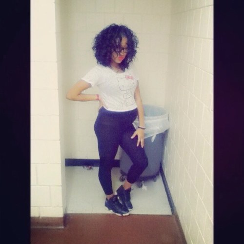 a teenage girl , living an OGs dream ❤