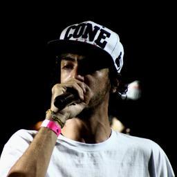 Eu tenho um sonho, em que o amor vence o ódio. Representando desde: 15.02.13