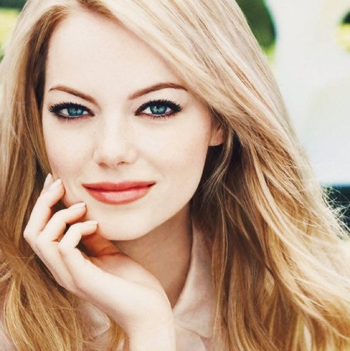 Madre de Sarah y Gabriel Stacy. Ex de la Araña, experta en Bioquímica. Numero 1 de la clase y el Duende Verde se puede lanzar de un puente.[RP+18] #MarvelBlonde